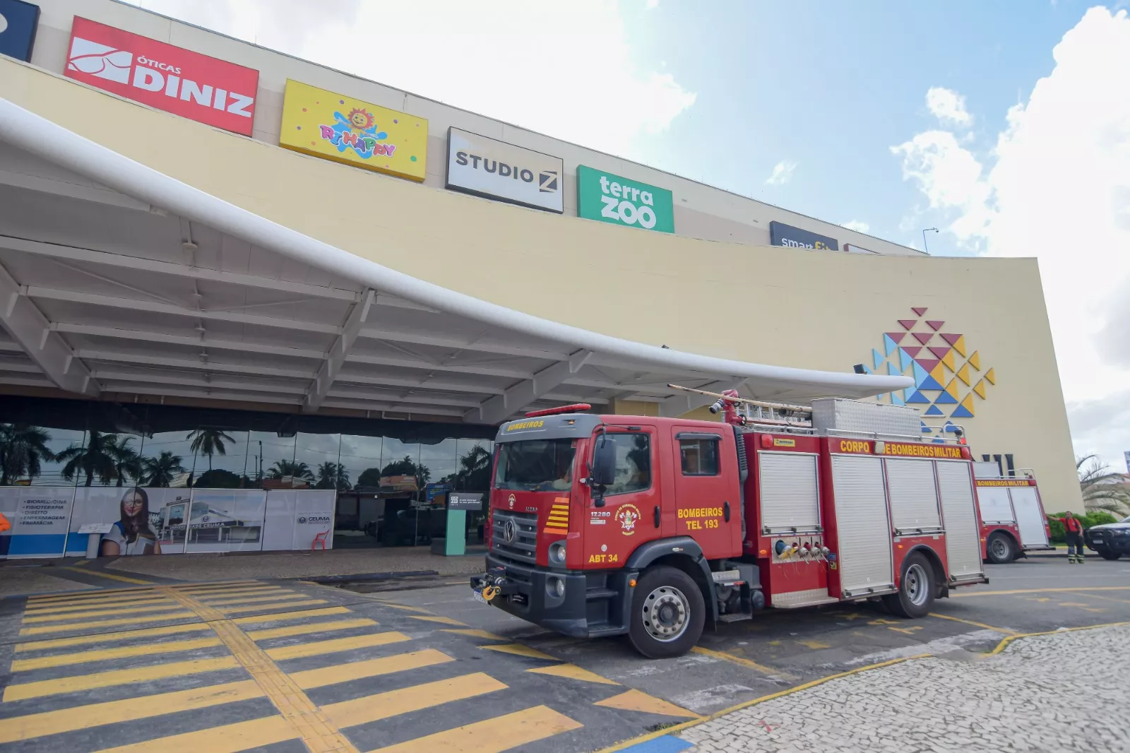 MP recebe as famílias das vítimas do incêndio do Rio Anil Shopping