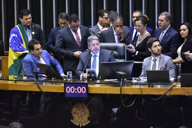 Maioria dos deputados maranhenses votaram a favor do PL de 