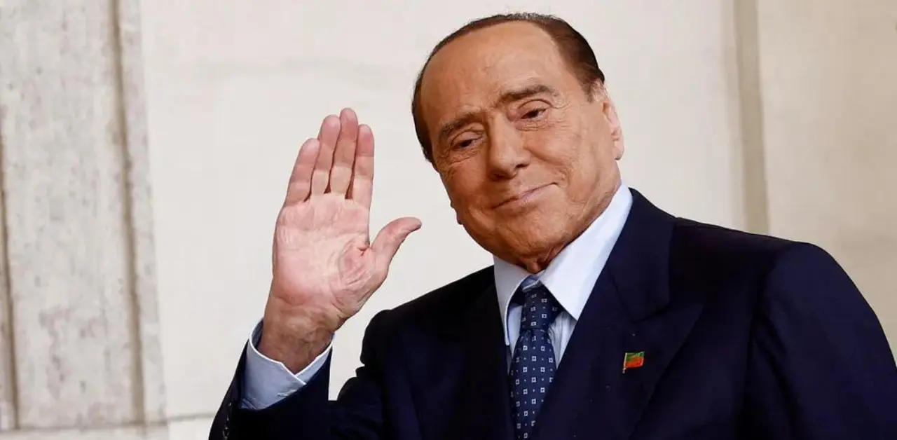 Silvio Berlusconi falece aos 86 anos por infecções nos pulmões