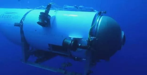 Oxigênio de submarino acabou 100% ; buscas continuam