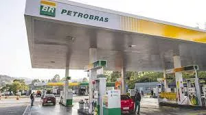 Petrobras anuncia aumento de preços de diesel e gasolina nas refinarias