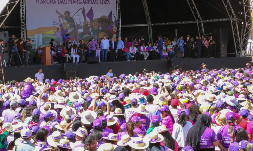 Marcha das Margaridas vira marcha da lacração para o lula-petismo; motivo do evento é esquecido