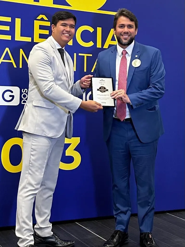 Deputado Pedro Lucas Fernandes recebe prêmio de Excelência Parlamentar do Ranking dos Políticos