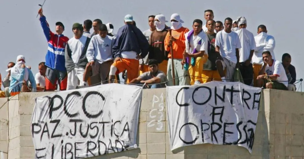 Racha no PCC causa temores de violência nas ruas e nas prisões