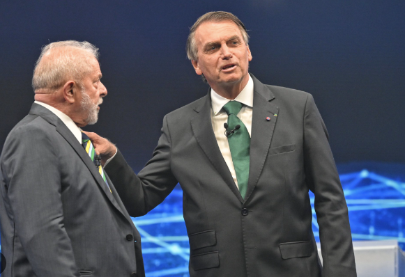 Governo Lula coloca sob sigilo dados de fugas em presídios: Bolsonaro critica decisão